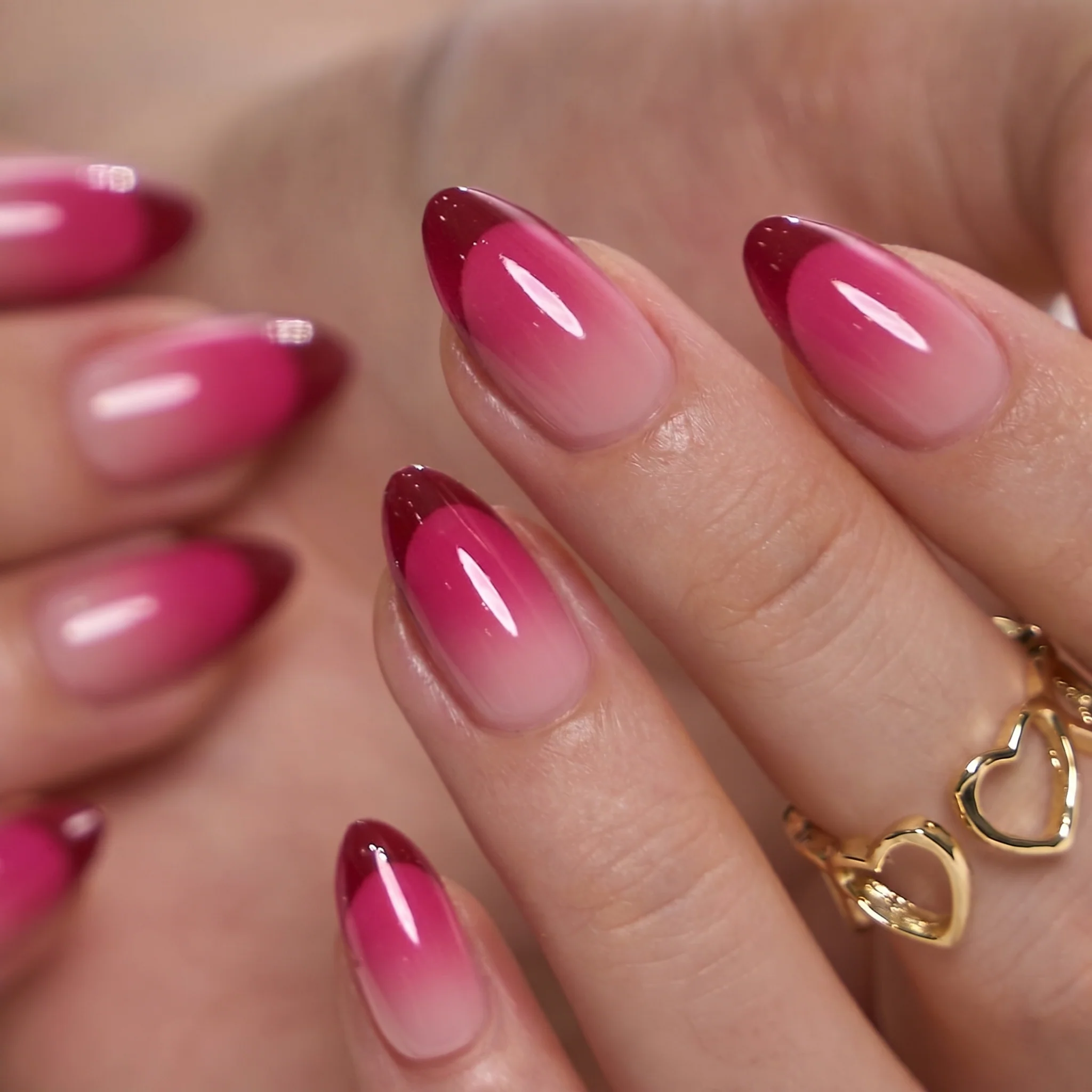 Berry Noir – S Almond
