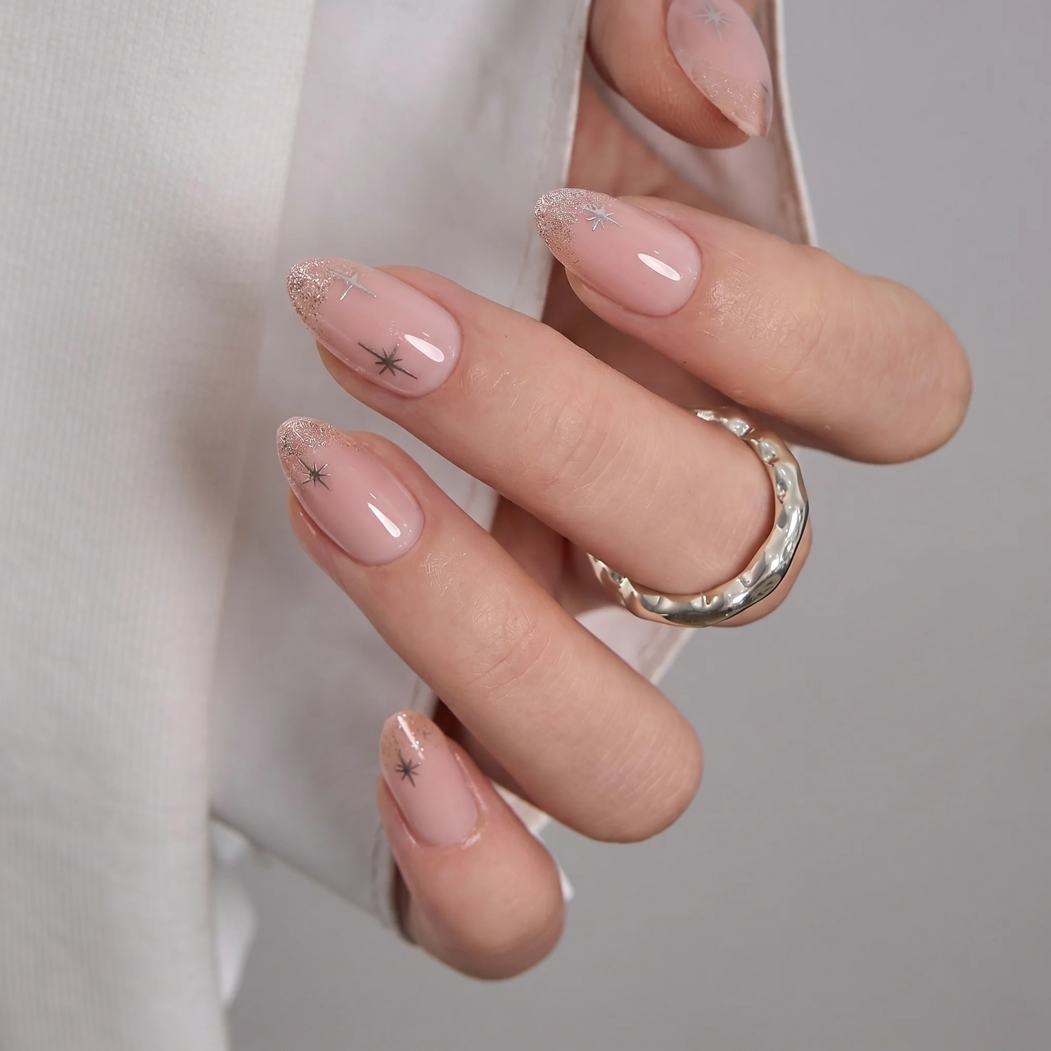 Blush Gleam – S Almond - Image 3