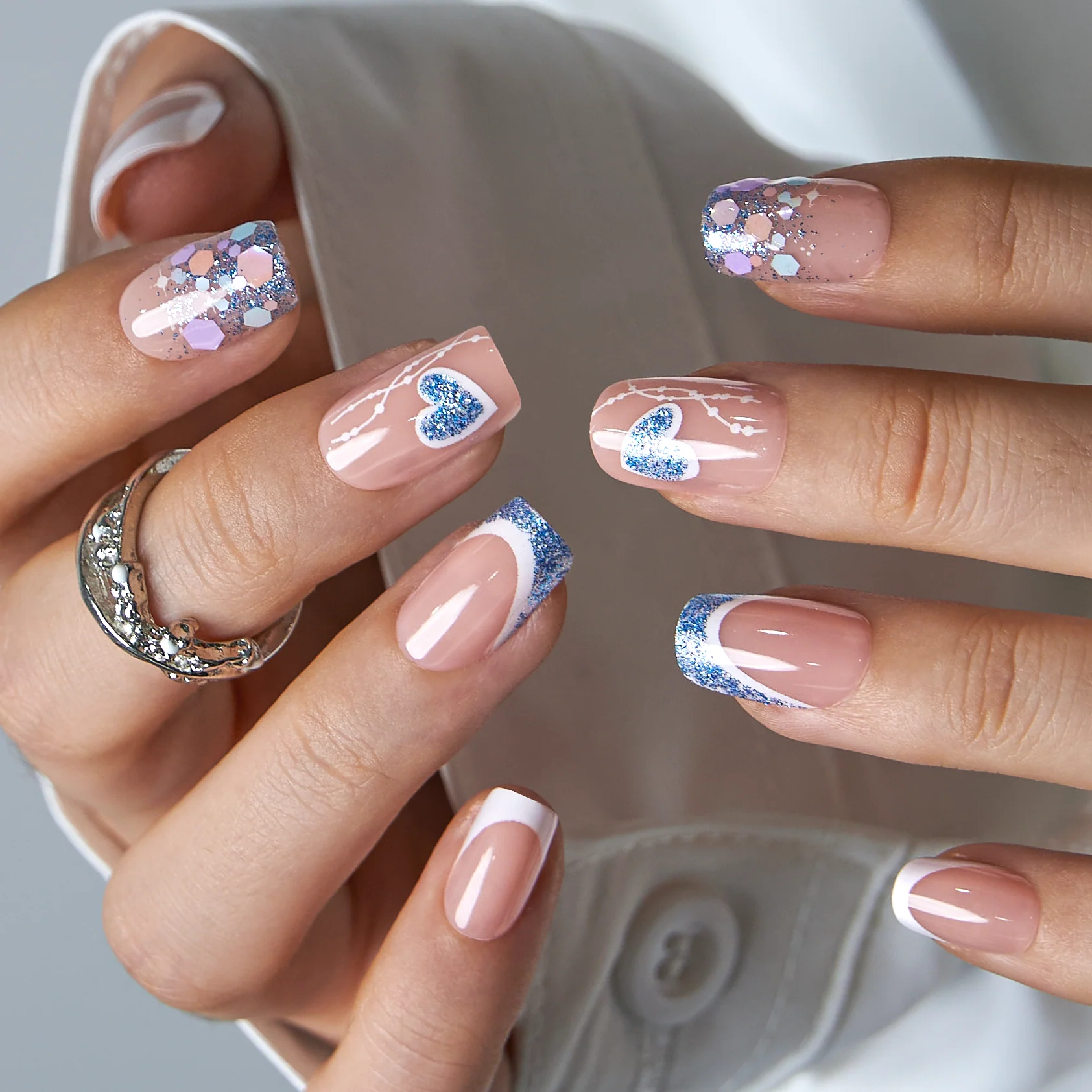 Designer’s Pick | Starry Kiss – M Squoval - Image 3