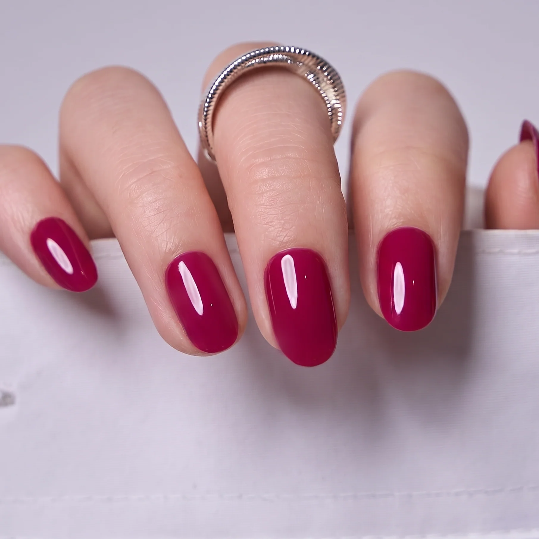 Merlot Muse – S Oval - Image 4