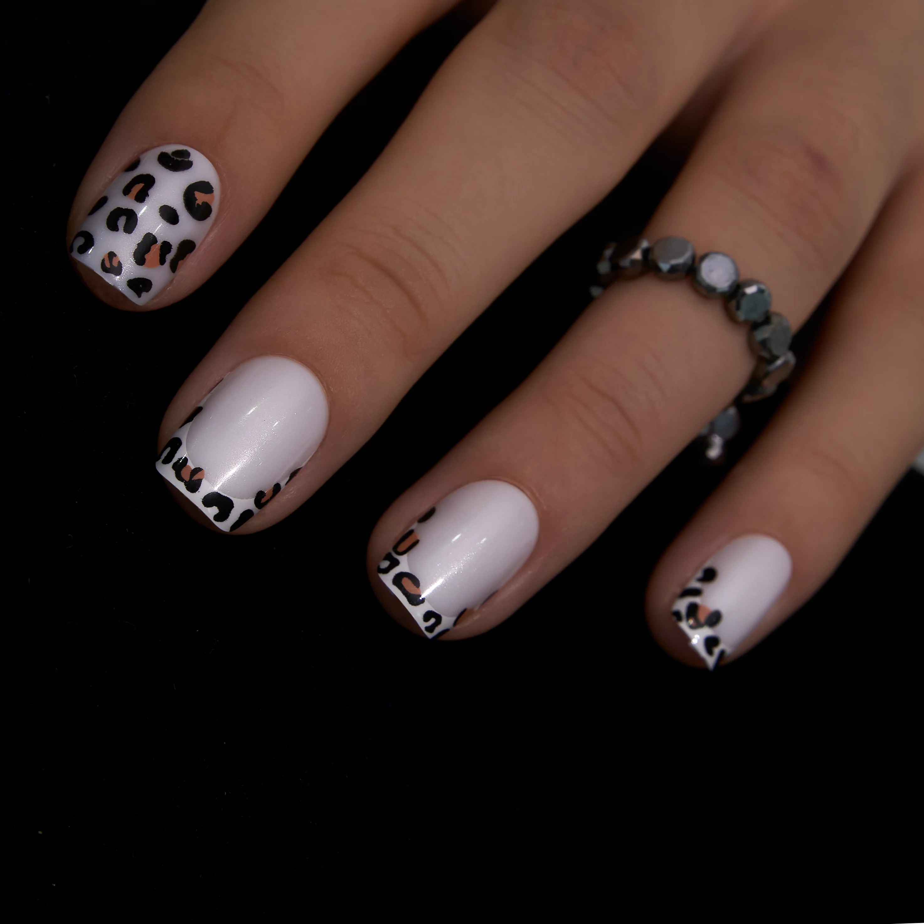 Leopard Chic – S Squoval - Image 4