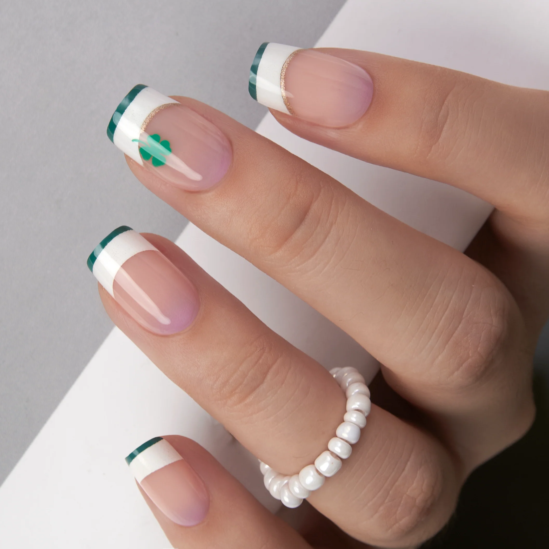 Shimmer Clover – M Squoval - Image 3