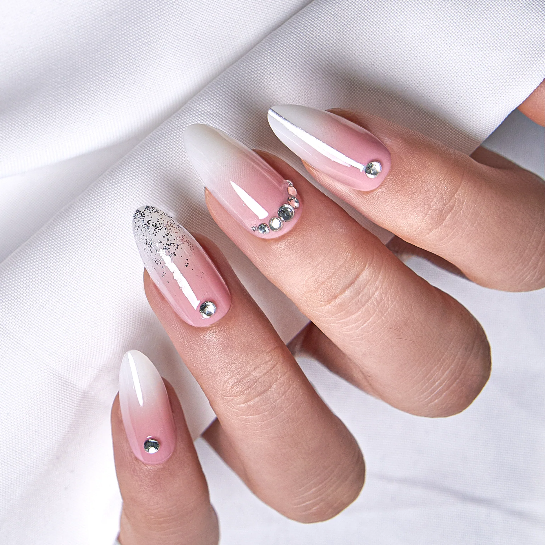 Designer’s Pick | Crystal Veil – L Stiletto - Image 3