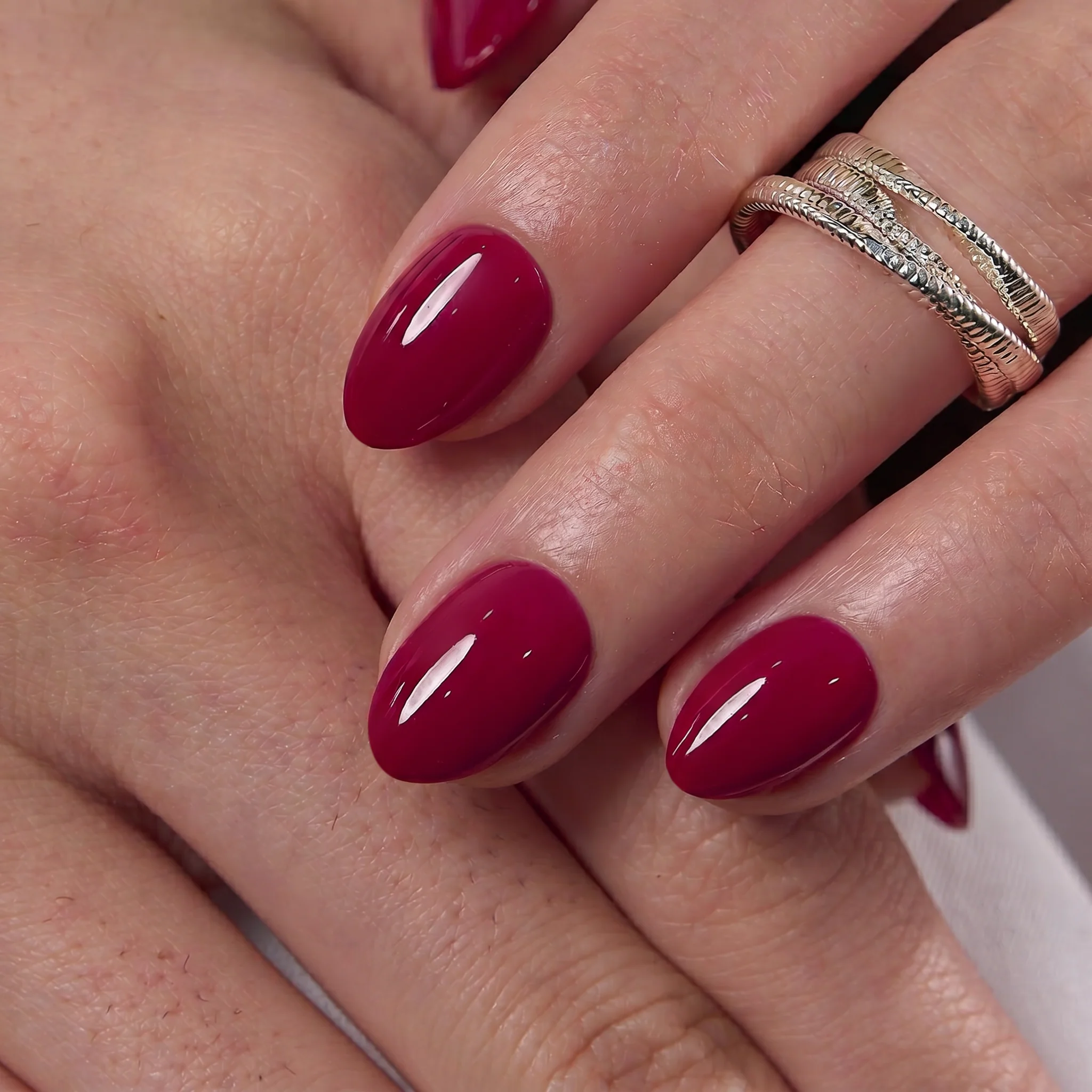 Ruby Poise - RS Almond - Image 4
