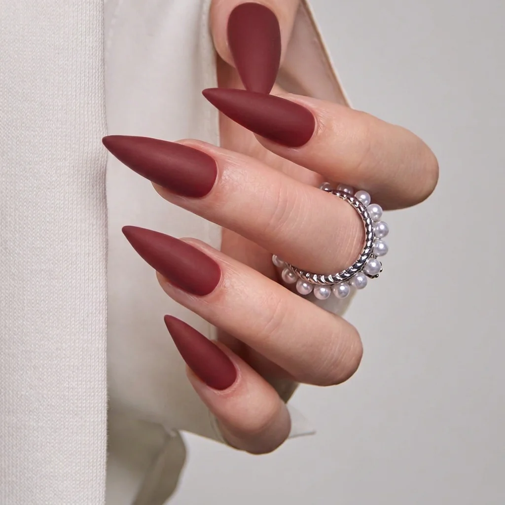 Ruby Shadow - L Stiletto - Image 3