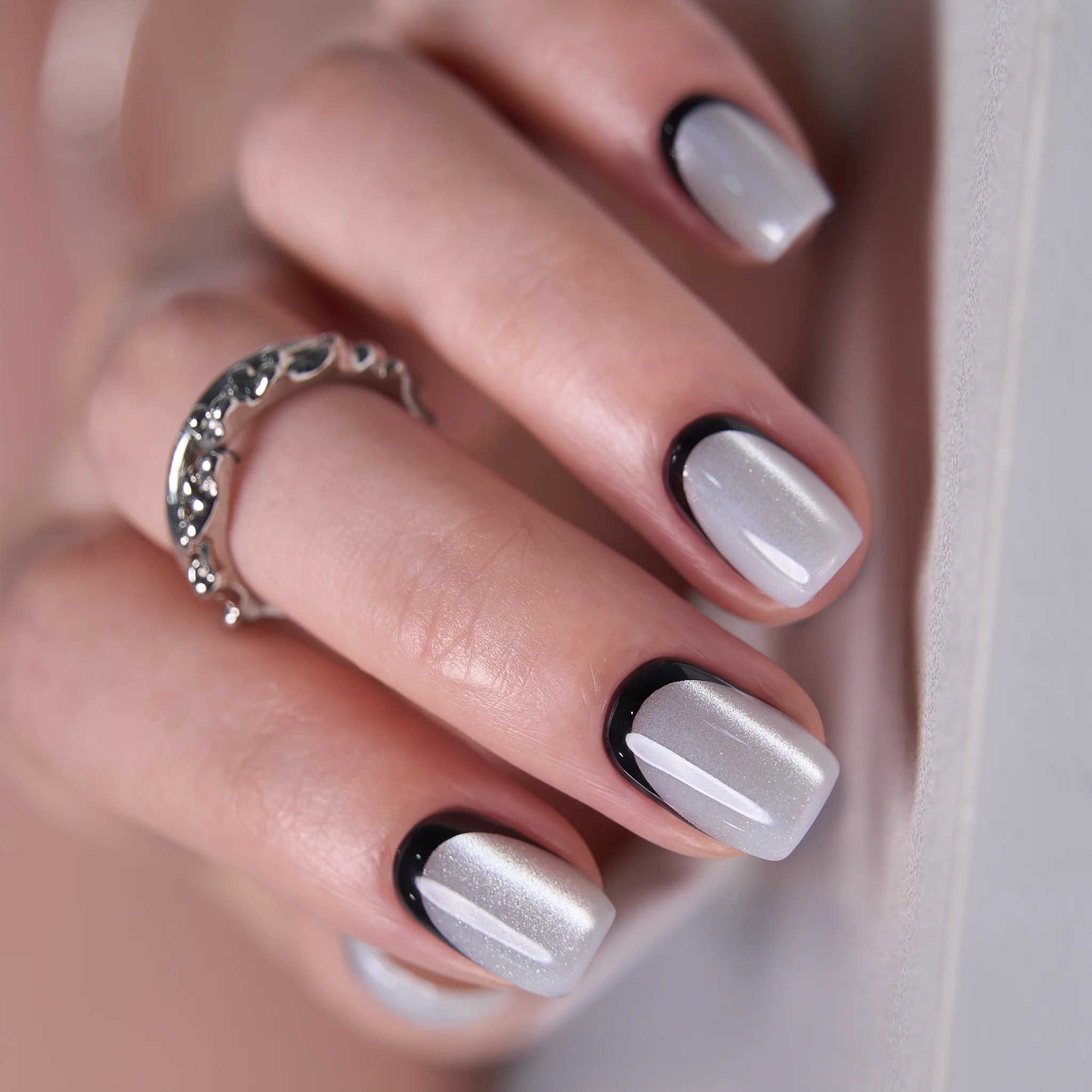 Silver Eclipse - S Squoval